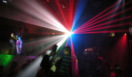 rayons laser argon Show laser volumétrique